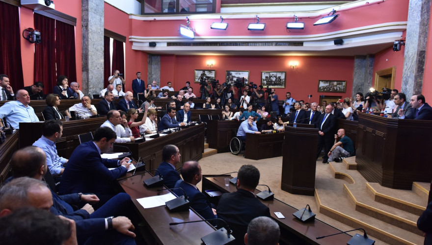 The Procedural Issues and Rules and the Legal Issues Committees discussed the approval to the address of the Prosecutor’s Office on detention of the MP Nikanor Melia