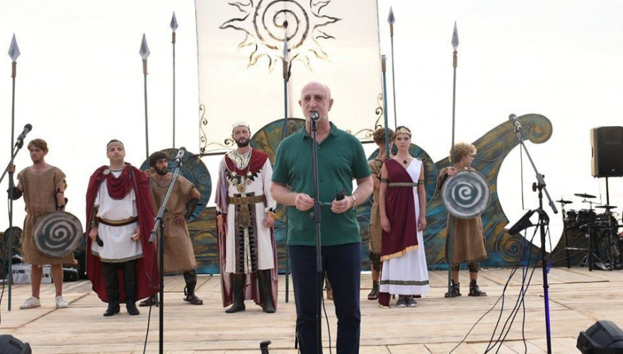 The Vice Speaker Ilia Nakashidze attending the public feast Colchis Day at Sarpi beach