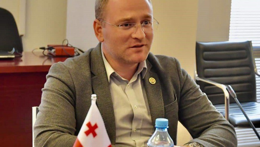 ირაკლი ბერაია ზუგდიდში სტუდენტებს შეხვდა
