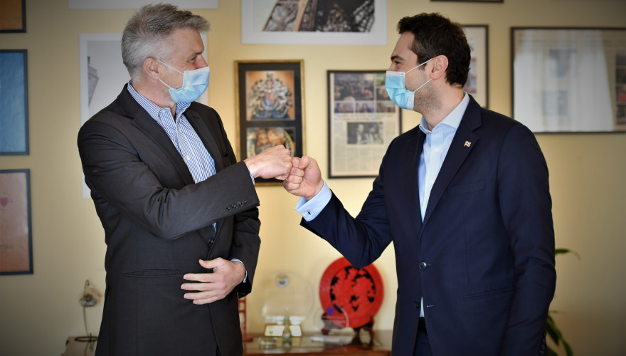 საქართველოს პარლამენტის თავმჯდომარის მოადგილე კახაბერ კუჭავა სამხრეთ კავკასიაში მსოფლიო ბანკის რეგიონულ დირექტორს, სებასტიან მოლინეუსს შეხვდა