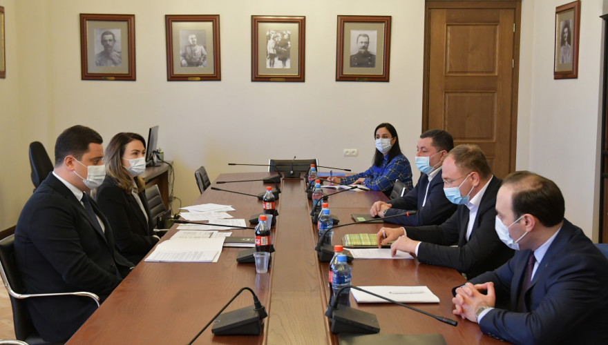 Sitting of Trust Group