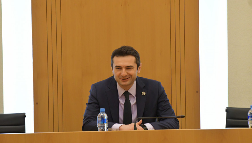 კახა კუჭავა სტუდენტური პარლამენტის წევრებს შეხვდა