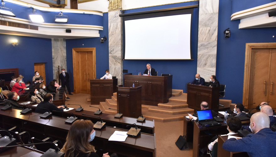 საფინანსო-საბიუჯეტო კომიტეტმა მოქალაქეების და პენსიონერების სესხზე მაღალ საპროცენტო განაკვეთთან დაკავშირებულ საკითხებზე მოსმენა გამართა