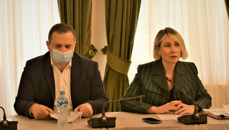 აგრარულ საკითხთა კომიტეტში ნორმატიული აქტების აღსრულების კონტროლის ფარგლებში, გარემოს დაცვისა და სოფლის მეურნეობის სამინისტროს წარმომადგენლებს მოუსმინეს