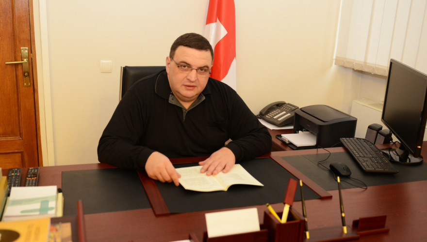გუბაზ სანიკიძე საქართველოს პარლამენტის თავმჯდომარის მოადგილის თანამდებობაზე  აირჩიეს