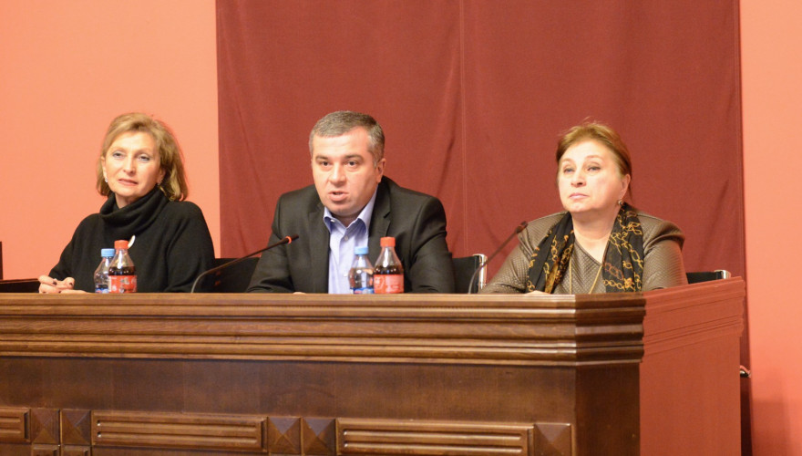 The meeting of the Minority Leader, David Bakradze with German Bundestag Fellows and Interns of Georgian Parliament