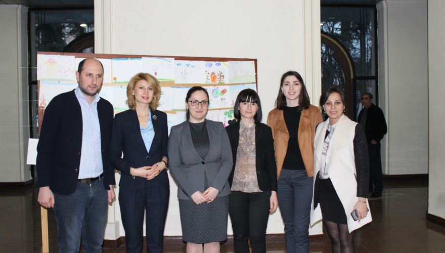 Sofo Kiladze and Tamar Taliashvili hosted the charity exhibition of the works by children