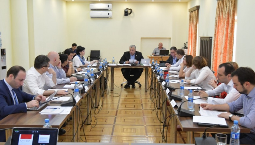 The Interim Fact Finding Commission on Murder of Two Youngsters at Khorava Street adopted the recommendations and heard the explanations in re
