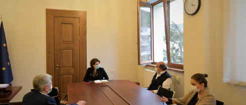 ელისო ბოლქვაძე კომპოზიტორ კახა ცაბაძეს შეხვდა